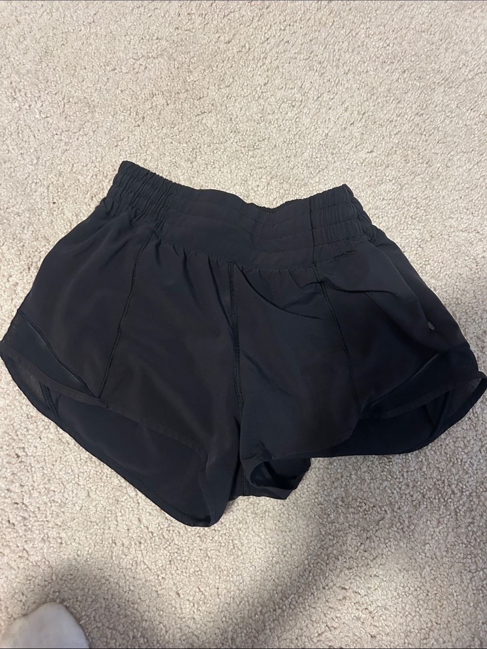 lululemon Black Hotty Hot Shorts 2.5